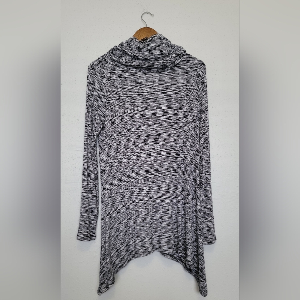 Cable & Gauge Lagenlook Space-Dye Cowl Neck Knit Sweater - Picture 5 of 5